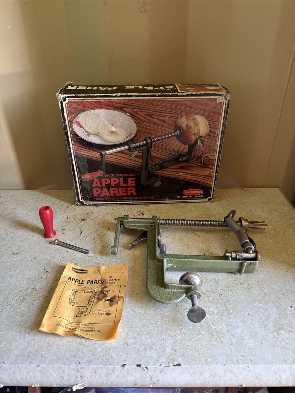 Vintage Back to Basics Peel Away Apple Corer Peeler Parer